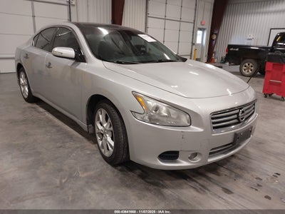 NISSAN MAXIMA 2012