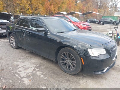 CHRYSLER 300 2016