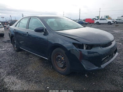TOYOTA CAMRY 2012