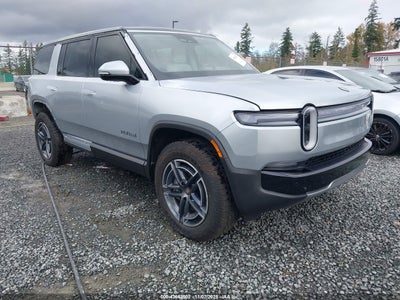 RIVIAN R1S 2025
