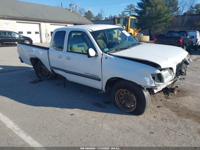TOYOTA TUNDRA 2004