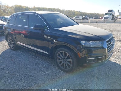 AUDI Q7 2017