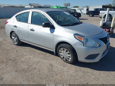 NISSAN VERSA 2015