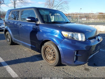 SCION XB 2013