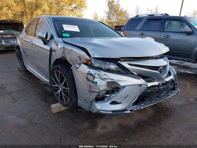 TOYOTA CAMRY 2021