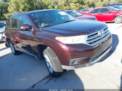TOYOTA HIGHLANDER 2011