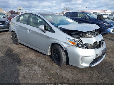 TOYOTA PRIUS 2015