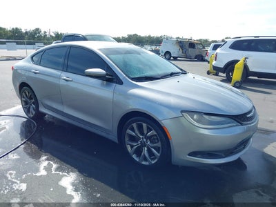 CHRYSLER 200 2015