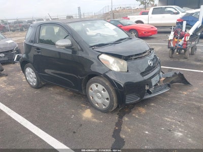 SCION IQ 2013