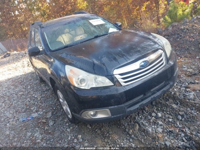 SUBARU OUTBACK 2011