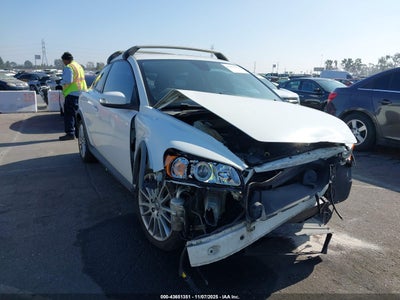 VOLVO C30 2010