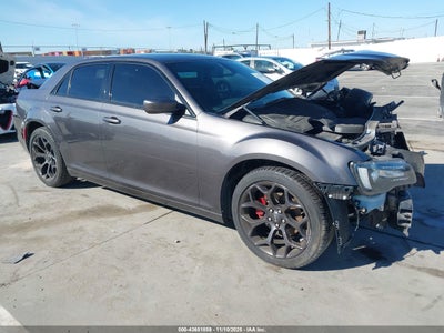 CHRYSLER 300 2019