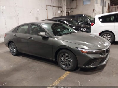 HYUNDAI ELANTRA HYBRID 2026
