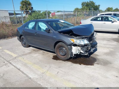 TOYOTA CAMRY HYBRID 2012