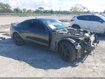 FORD MUSTANG 2023