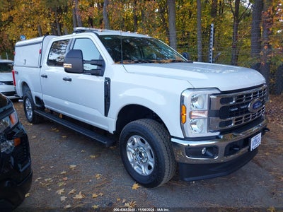 FORD F-250 2025