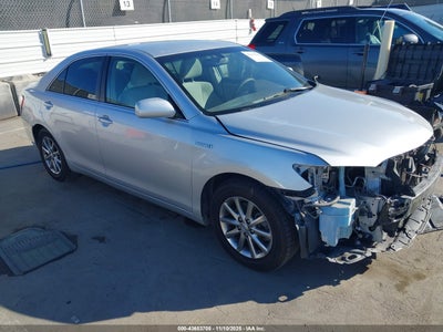 TOYOTA CAMRY HYBRID 2011