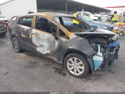 KIA RIO 2015