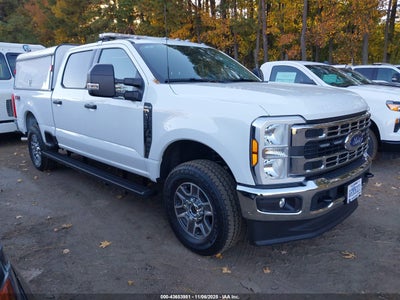 FORD F-250 2025