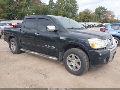 NISSAN TITAN 2015