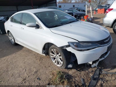 CHRYSLER 200 2015