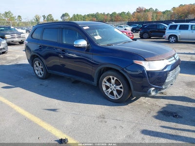 MITSUBISHI OUTLANDER 2015