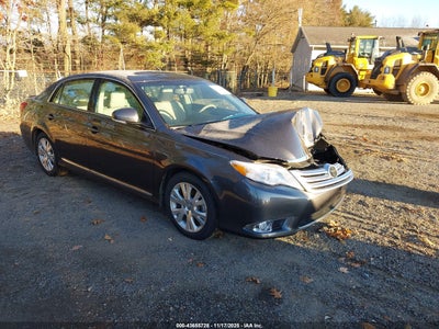 TOYOTA AVALON 2011