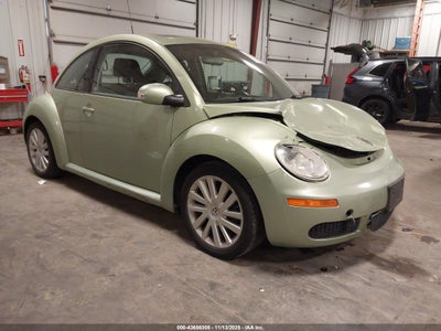 VOLKSWAGEN NEW BEETLE 2008