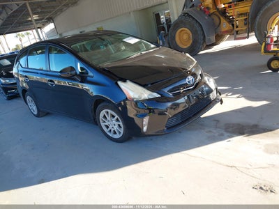 TOYOTA PRIUS V 2012