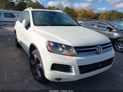 VOLKSWAGEN TOUAREG 2011