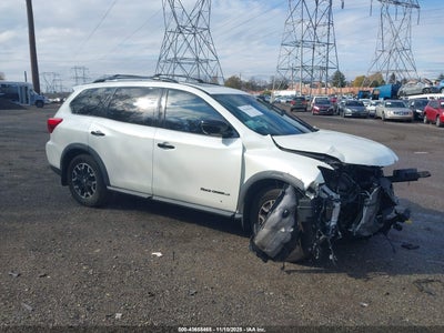 NISSAN PATHFINDER 2019