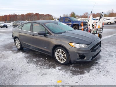 FORD FUSION HYBRID 2019