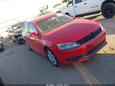 VOLKSWAGEN JETTA 2012