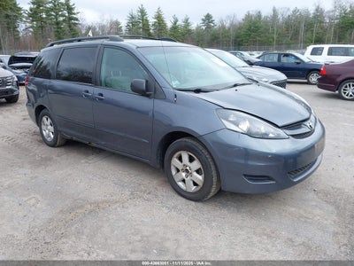 TOYOTA SIENNA 2008