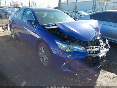 TOYOTA CAMRY 2016
