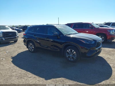 TOYOTA HIGHLANDER 2023