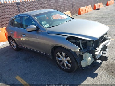 INFINITI EX35 2010