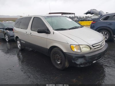 TOYOTA SIENNA 2001