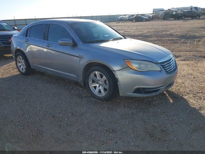 CHRYSLER 200 2013