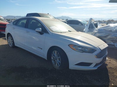 FORD FUSION HYBRID 2017