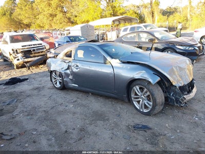 INFINITI G37 2010
