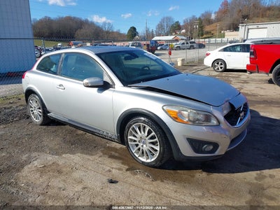 VOLVO C30 2012