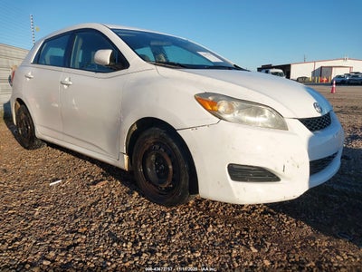 TOYOTA MATRIX 2010