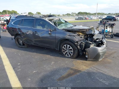 SUBARU OUTBACK 2022