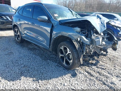 FORD ESCAPE 2023