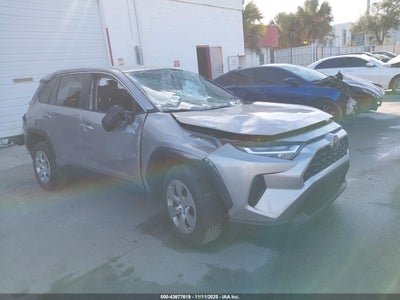 TOYOTA RAV4 2024