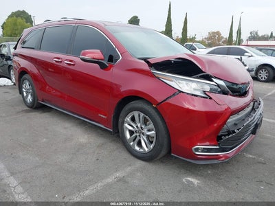 TOYOTA SIENNA 2021