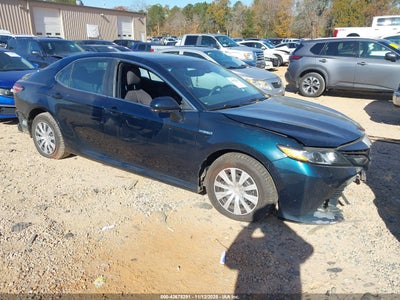 TOYOTA CAMRY HYBRID 2018