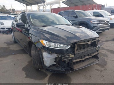 FORD FUSION HYBRID 2015