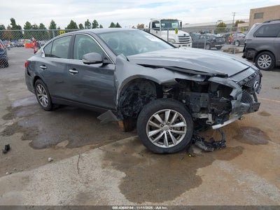 INFINITI Q50 2015